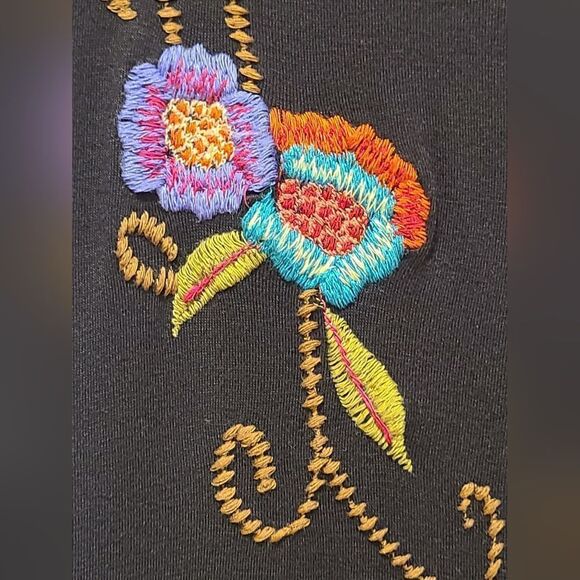 CAITE Anthropologie Black w/ Floral Embroidered Tunic Top, Ruffled Hemline | M - Picture 6 of 8